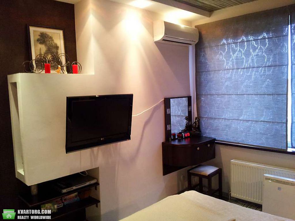 Sell 2-room apartment. Киев,  Осенняя — photo 6