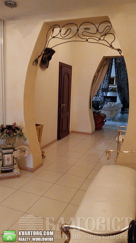 Sell 5-room apartment. Киев,  Лютеранская — photo 3