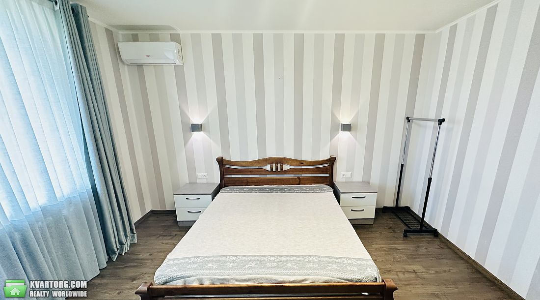 Sell 3-room apartment. Одесса, Олексія Вадатурського — photo 1