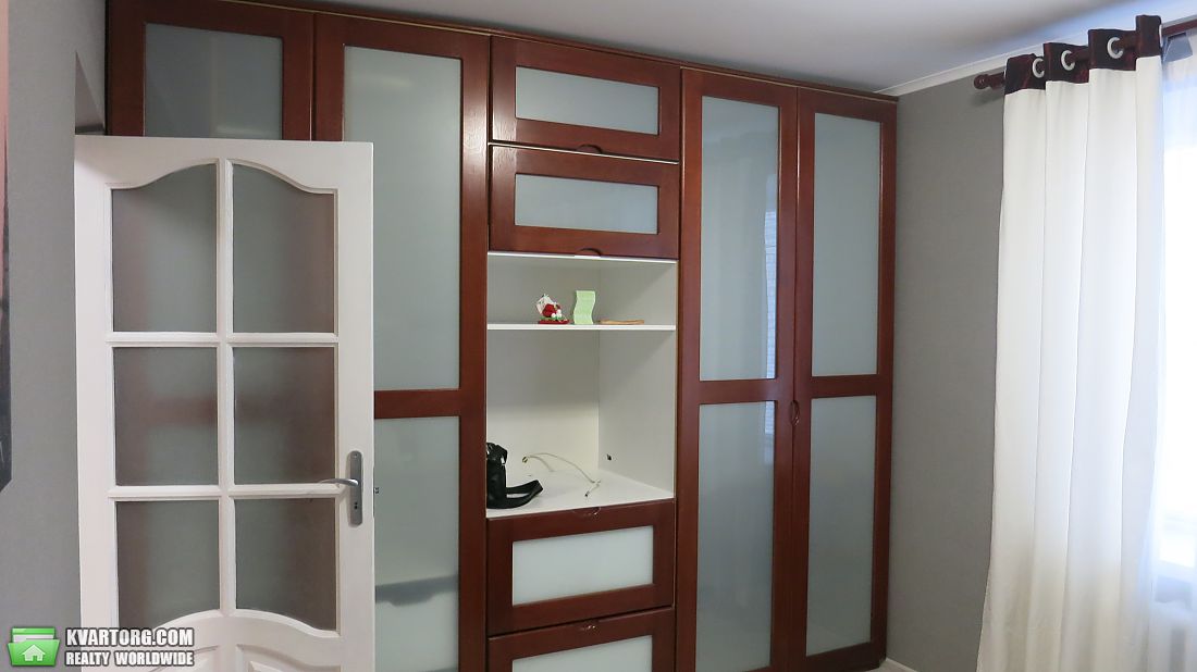 Rent out 2-room apartment. Киев, Гарина Бориса — photo 3