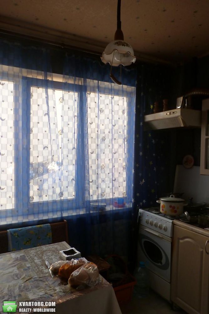 Sell 3-room apartment. Киев,  Приречная — photo 8