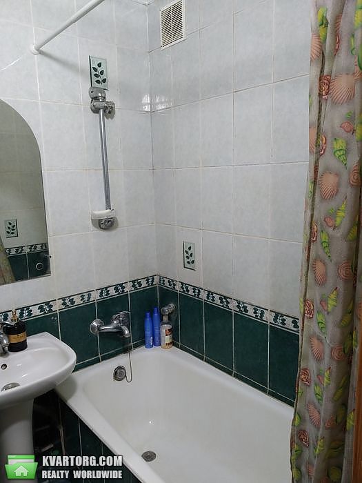Sell 2-room apartment. Киев,  Гайдай — photo 1