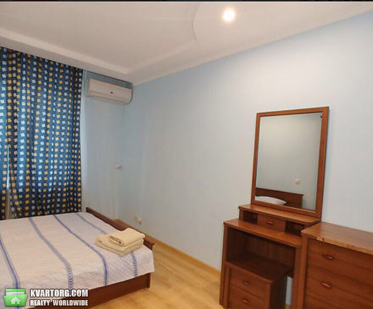 Rent out 2-room apartment. Киев, Шелковичная — photo 9