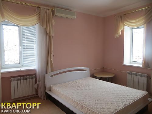 Rent out house. Киев, Гомельская — photo 1