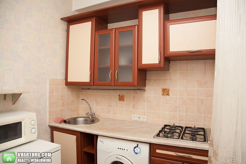 Sell 2-room apartment. Киев,  Лихачева — photo 5