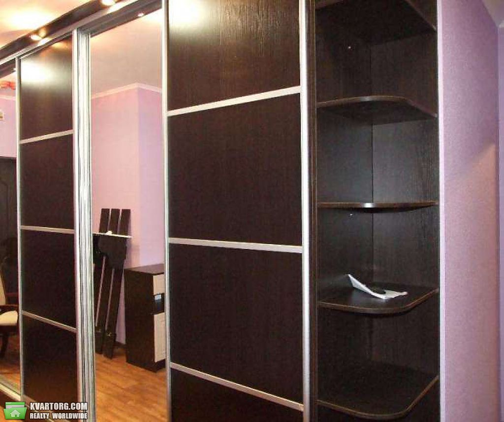 Sell 2-room apartment. Киев,  Воскресенская — photo 3
