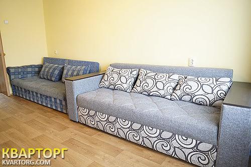 Rent out 1-room apartment. Киев, Соломенская — photo 2