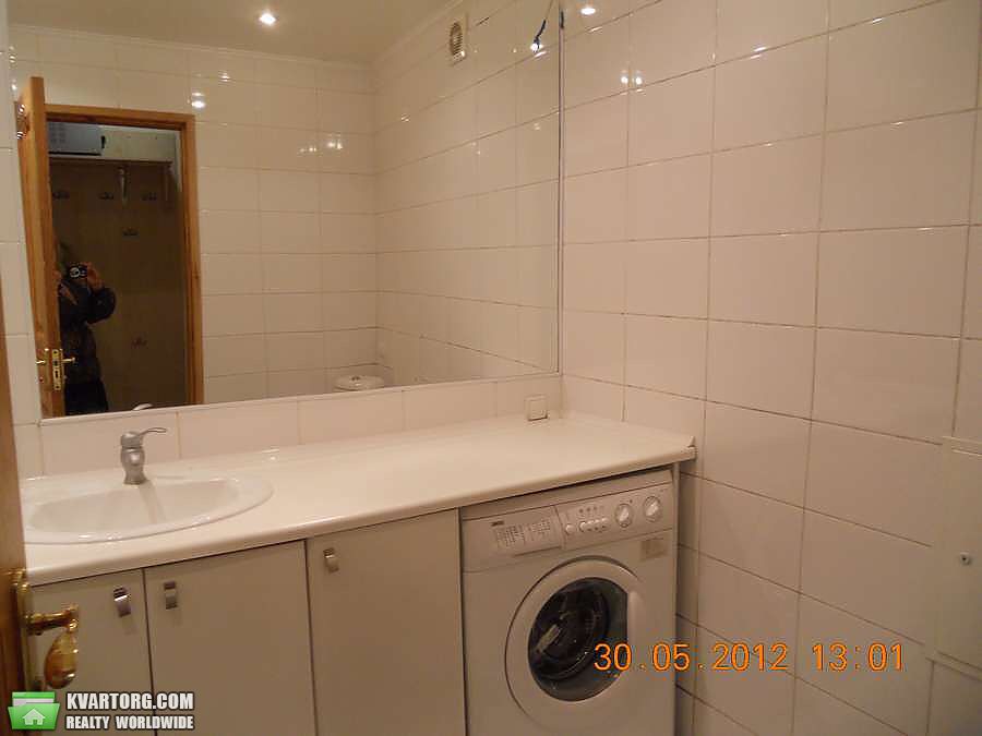 Rent out 3-room apartment. Днепропетровск,  Артема — photo 4