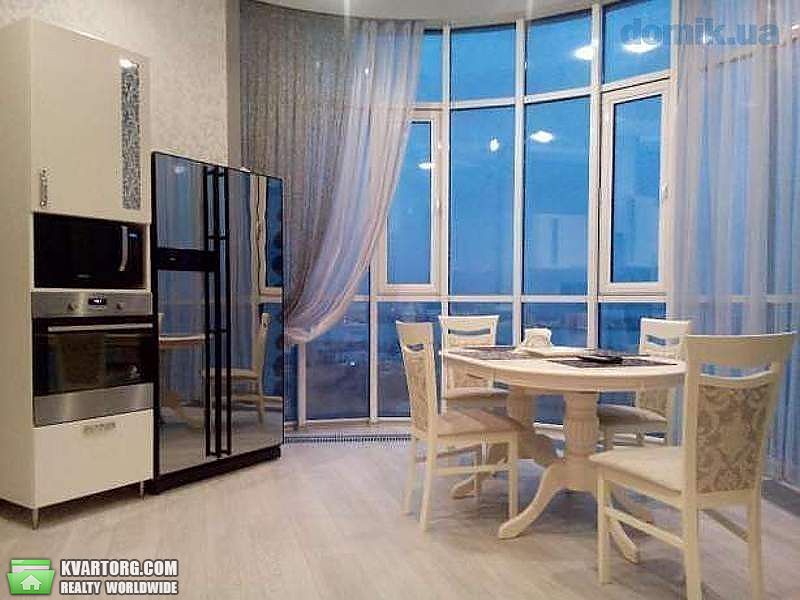 Rent out 2-room apartment. Днепропетровск, пр.Карла Макса — photo 10