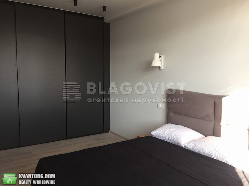 Rent out 2-room apartment. Киев, луценка дмитра — photo 4