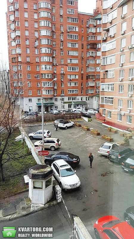 Rent out 1-room apartment. Киев, ул.Дмитриевская — photo 3