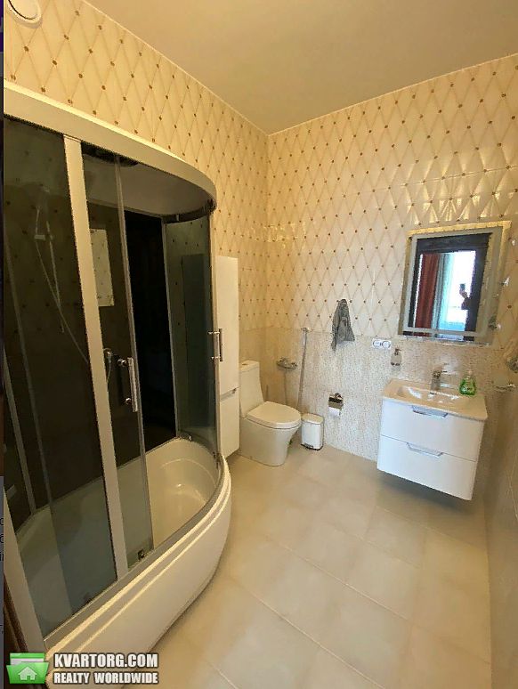 Rent out 2-room apartment. Киев, Демеевская — photo 5