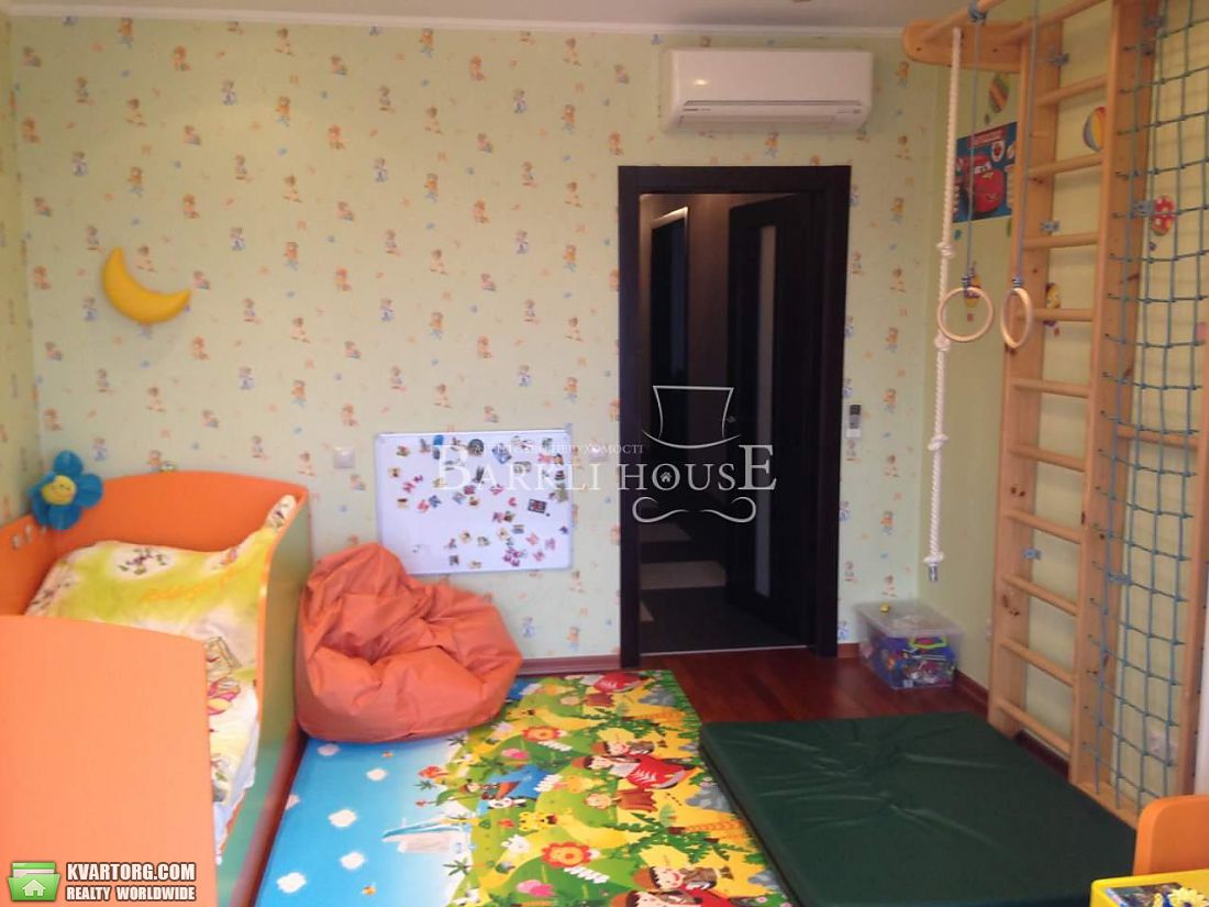 Rent out 4-room apartment. Киев,  Днепровская наб — photo 7