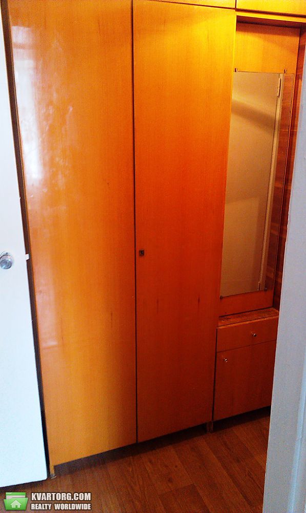 Sell 2-room apartment. Киев,  Салютная — photo 5