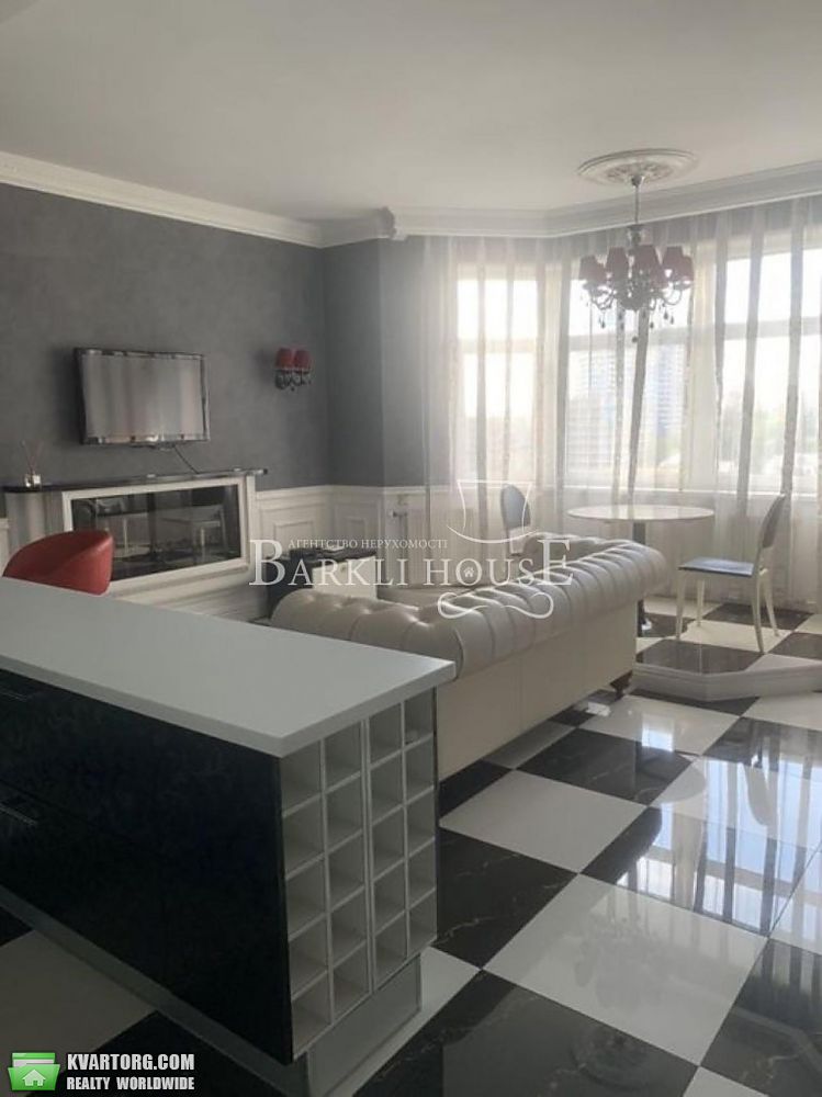 Rent out 2-room apartment. Киев, Коновальца — photo 1