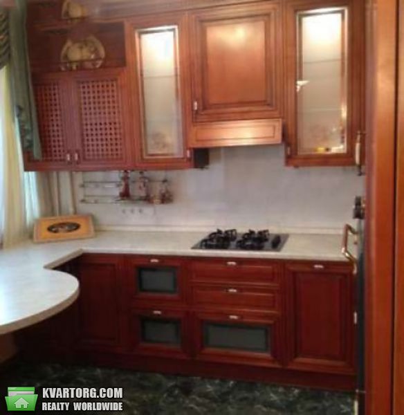 Sell 3-room apartment. Киев,  Владимирская — photo 1