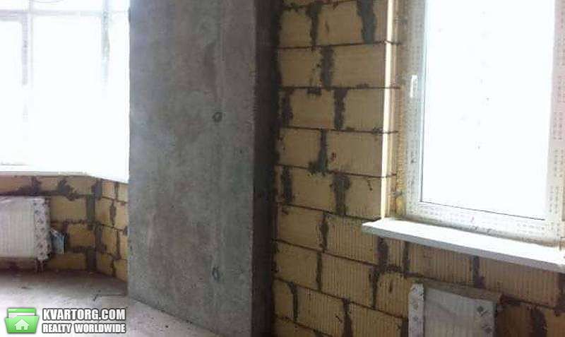 Sell 2-room apartment. Киев, Крушельницкой ул. — photo 3