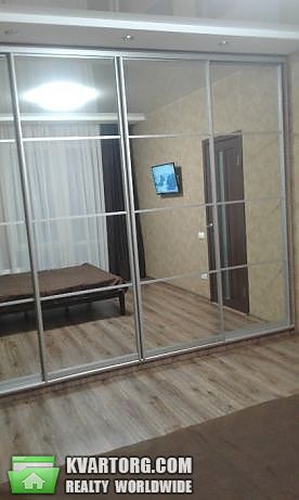 Rent out 1-room apartment. Киев, Практичная — photo 6