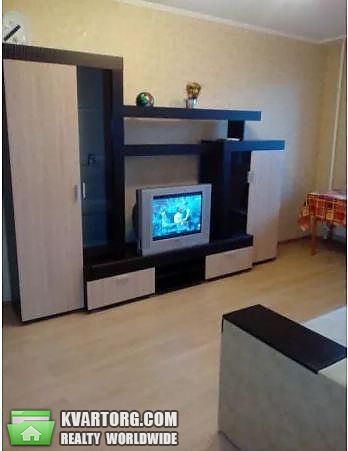 Rent out 2-room apartment. Киев,  Ревуцкого — photo 1