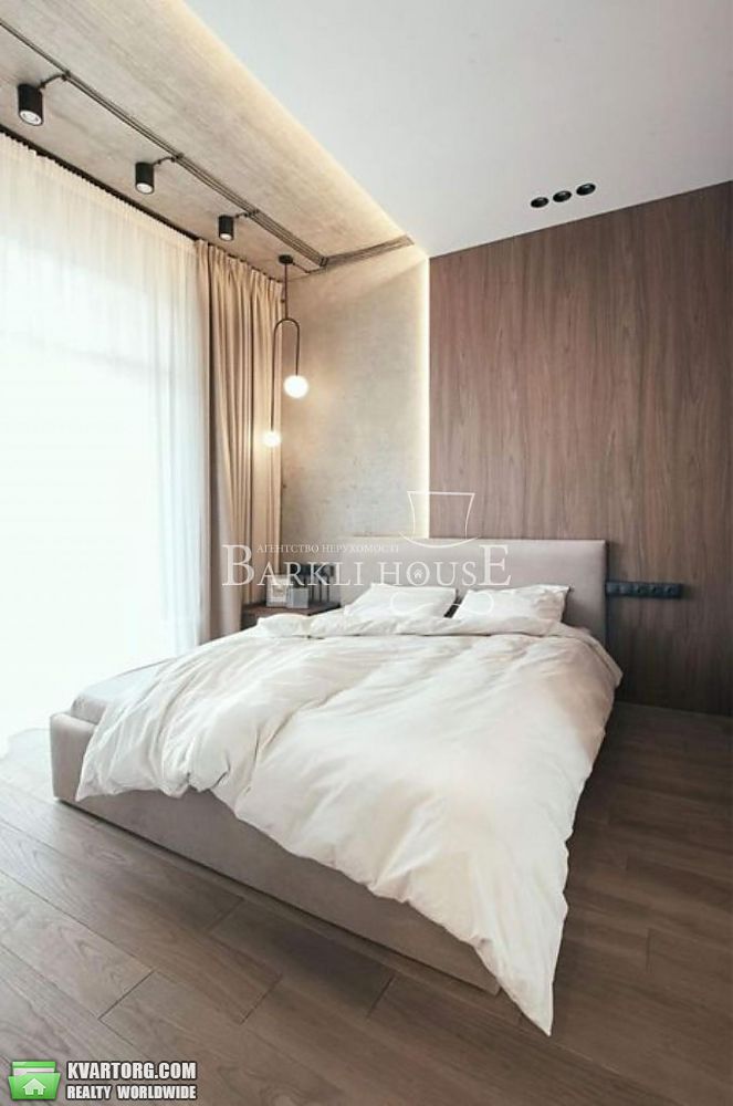 Rent out 2-room apartment. Киев,  Паньковская — photo 7