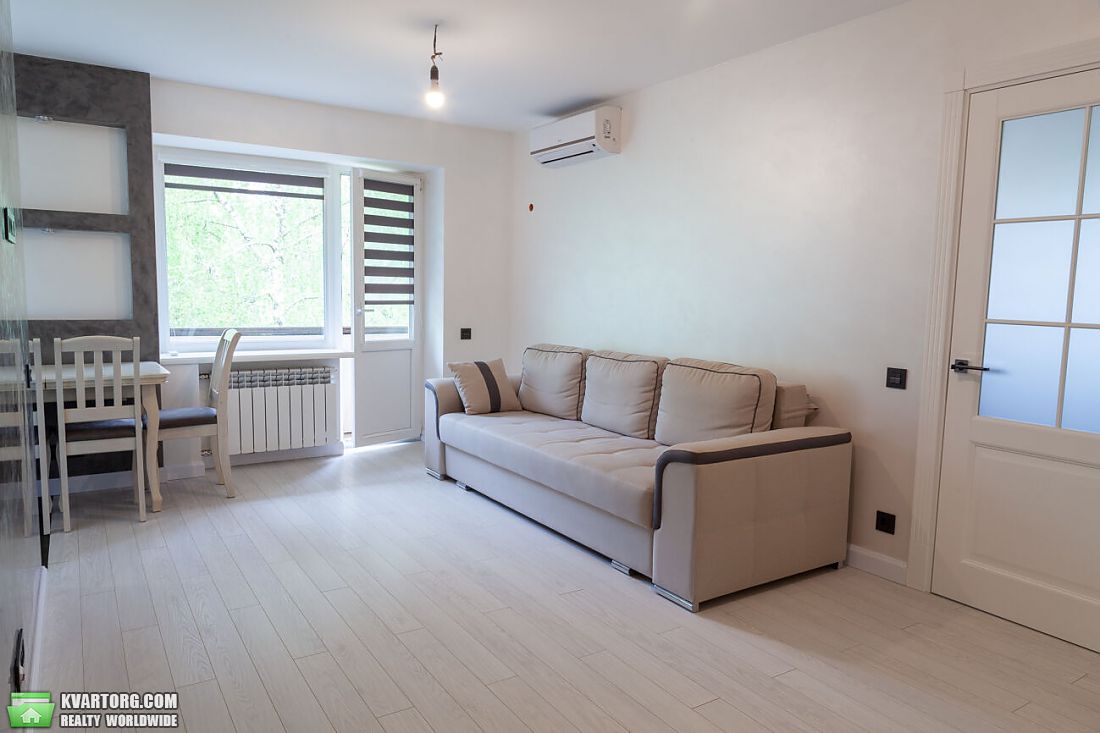 Sell 2-room apartment. Киев, Глушко Юрия — photo 1