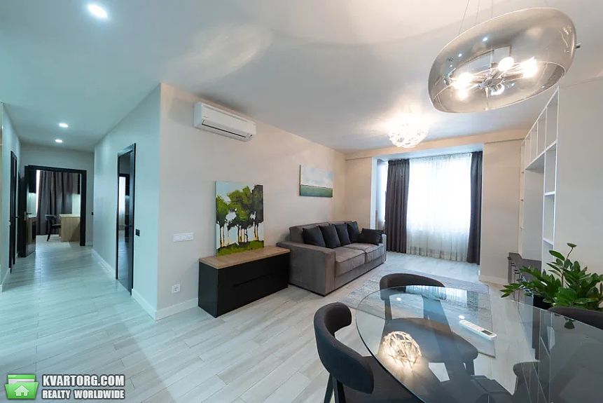 Sell 4-room apartment. Киев,  Малиновского — photo 7