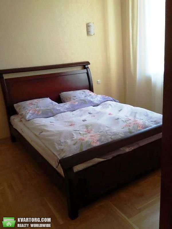Rent out 3-room apartment. Киев,  Малая Житомирская — photo 9