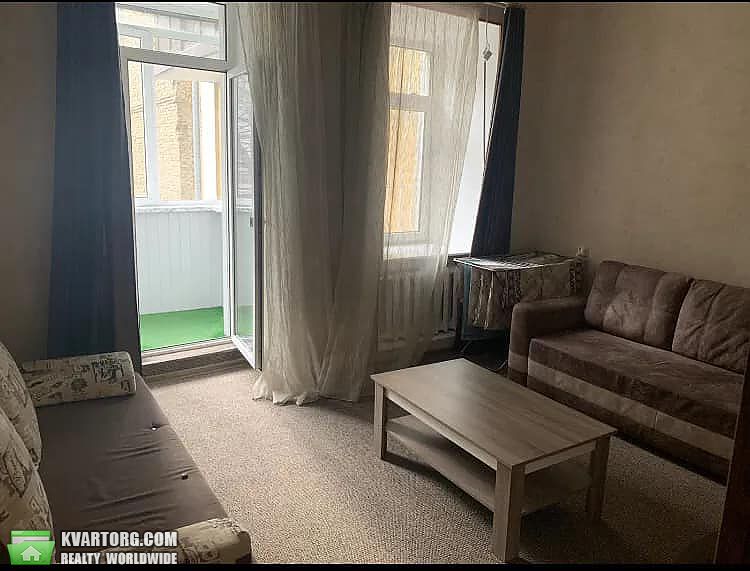Rent out 2-room apartment. Киев,  Костельная — photo 3