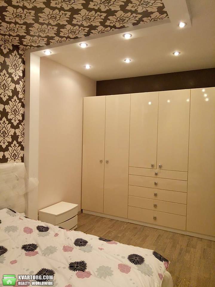 Rent out 3-room apartment. Киев,  Дружбы Народов бул — photo 10