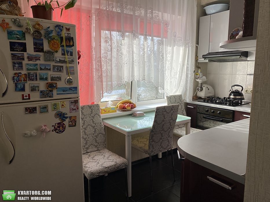 Sell 3-room apartment. Киев,  Пражская — photo 2