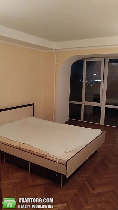 Rent out 3-room apartment. Киев, Стратегическое шоссе — photo 9