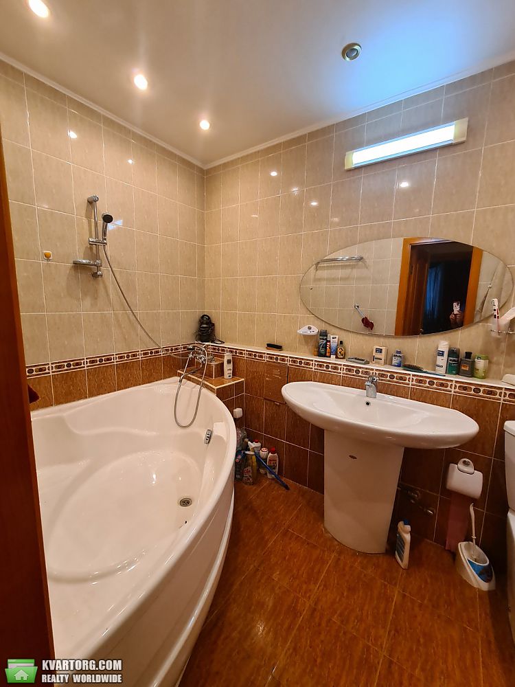 Rent out 3-room apartment. Киев,  Пожарского — photo 5
