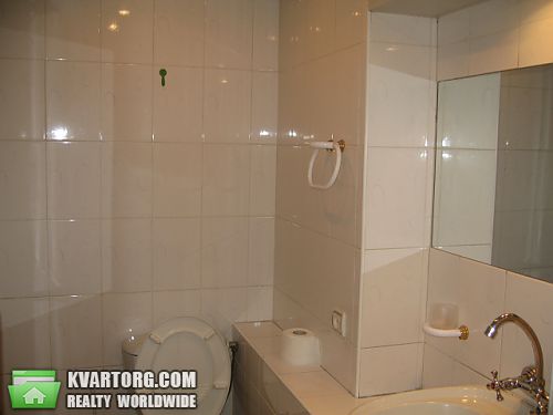 Rent out 4-room apartment. Днепропетровск, ул.Карла Либкнехта — photo 7