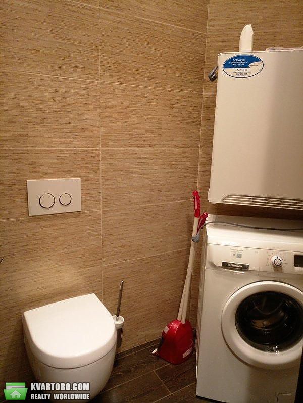 Rent out 3-room apartment. Киев,  Белорусская — photo 8