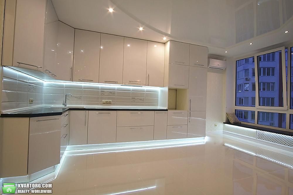 Sell 2-room apartment. Киев,  Пчелки — photo 2