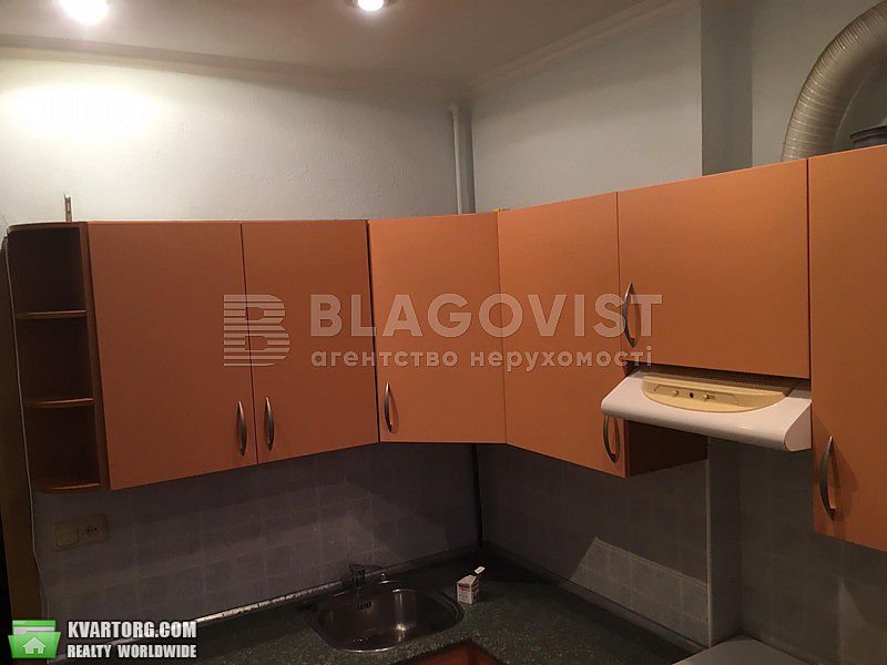 Rent out 2-room apartment. Киев,  Институтская — photo 7