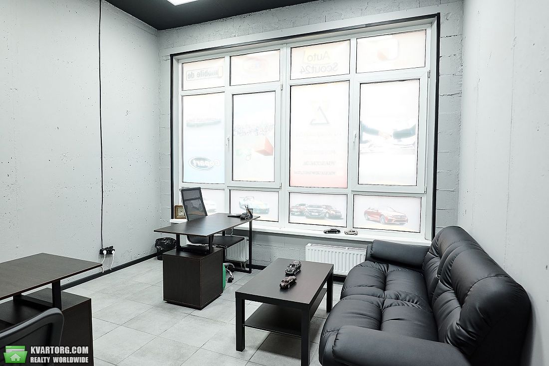 Rent out office. Киев, Соломенская — photo 8