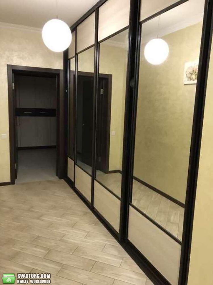 Rent out 2-room apartment. Киев,  Вильямса — photo 7