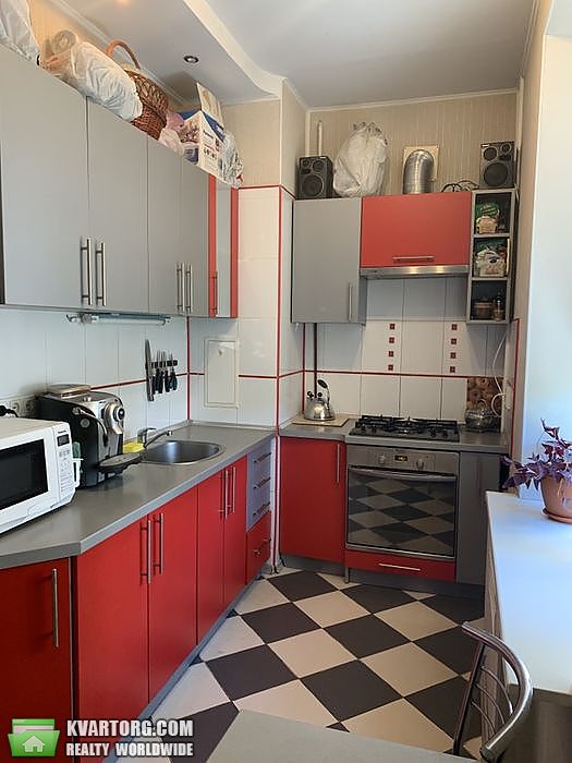Sell 3-room apartment. Киев,  Краковская — photo 1