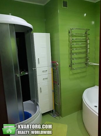 Rent out 2-room apartment. Киев,  Чавдар — photo 8