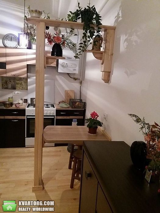 Rent out 2-room apartment. Львов,  Свободы пр — photo 3