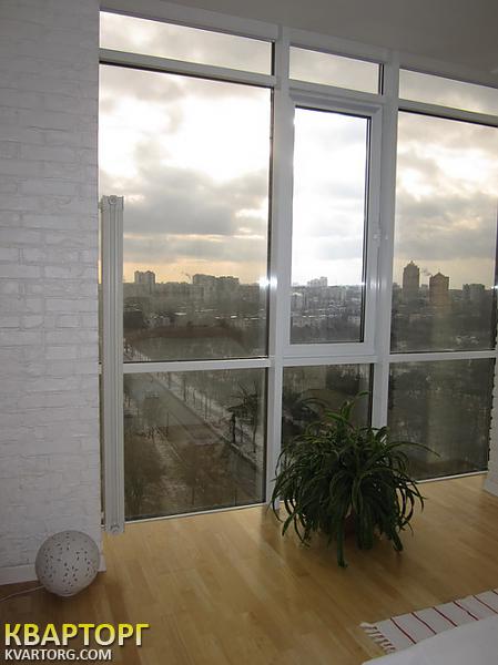 Sell 1-room apartment. Киев,  Березняковская — photo 1