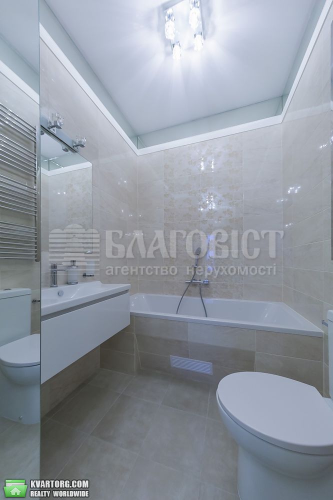 Rent out 3-room apartment. Киев,  Барбюса — photo 3