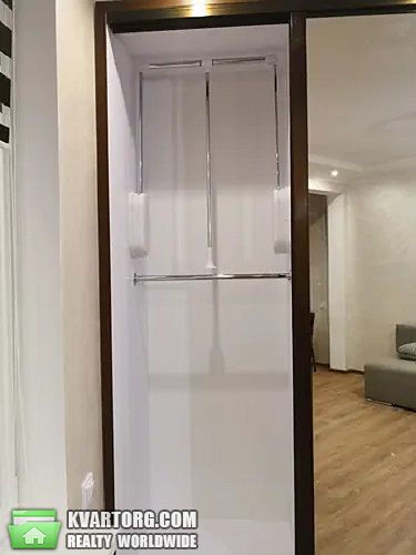 Sell 1-room apartment. Киев,  Олевская — photo 2