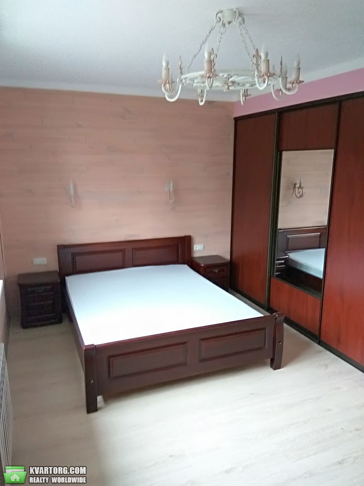 Rent out house. Киев,  Пражская — photo 4