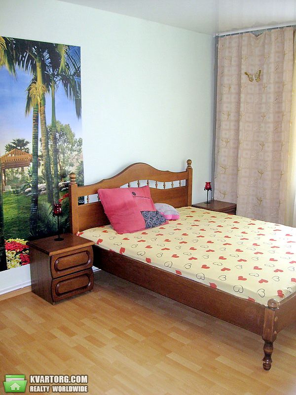 Rent out 2-room apartment. Днепропетровск,  Рабочая — photo 4