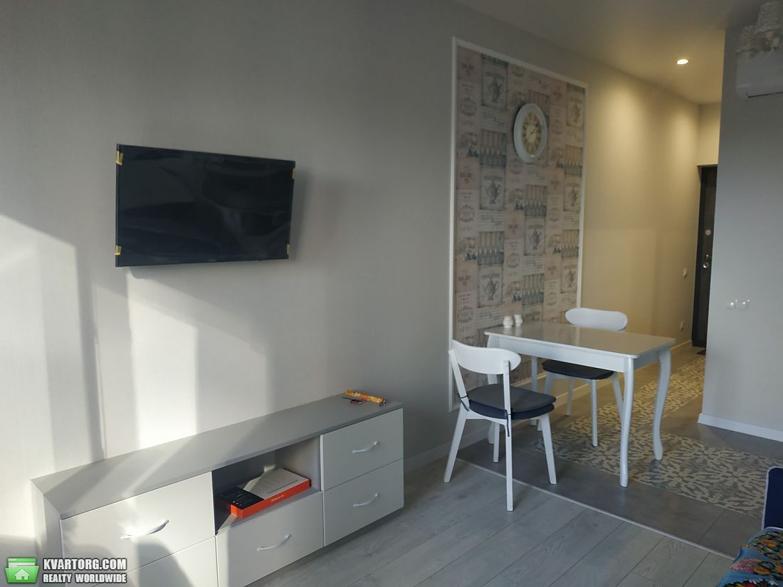 Rent out 1-room apartment. Одесса, Генуэзская — photo 2
