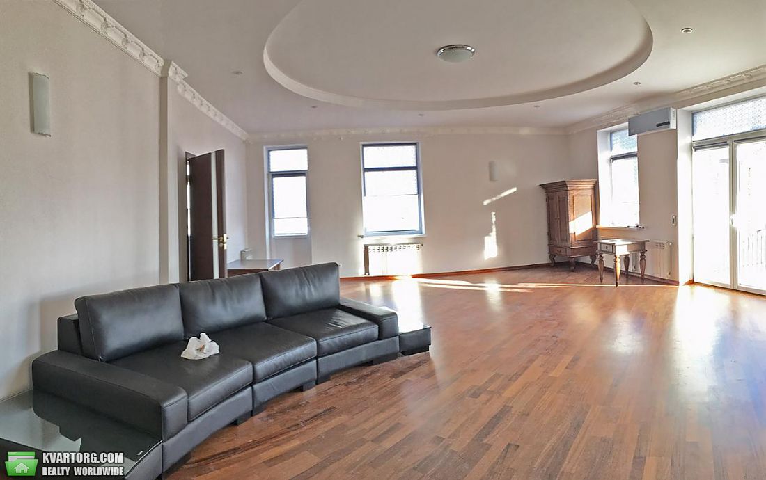Rent out 5-room apartment. Киев,  Гончара — photo 1