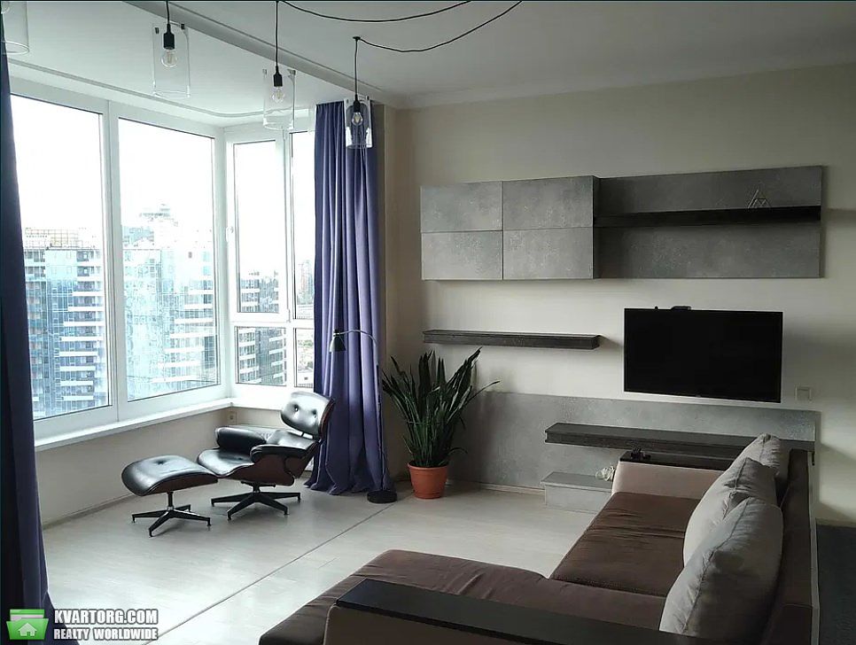 Rent out 1-room apartment. Киев, бульвар Дружбы народов — photo 1