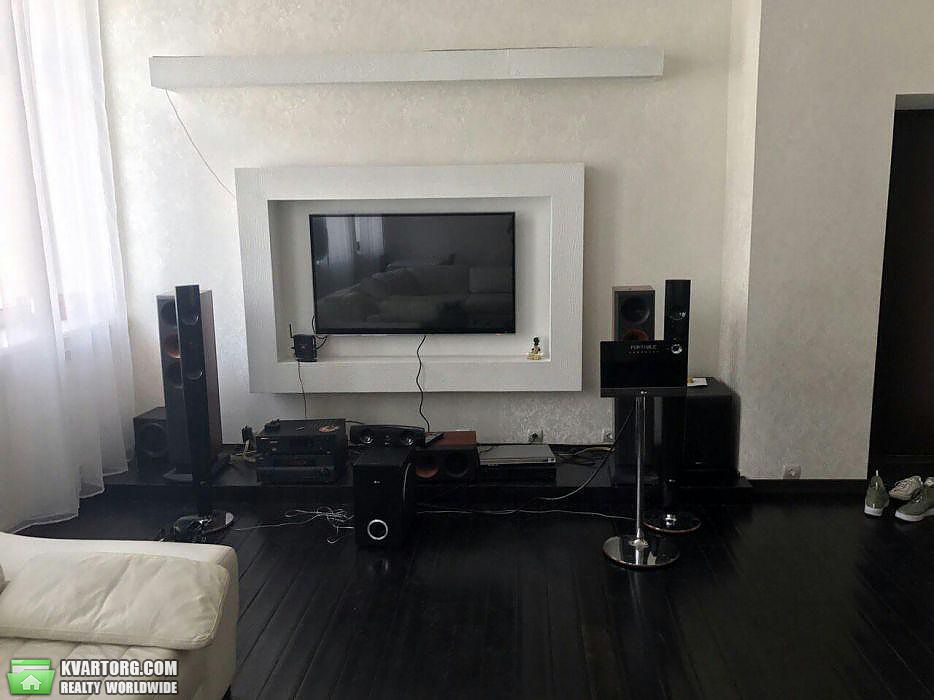 Rent out 3-room apartment. Киев,  Городецкого — photo 2